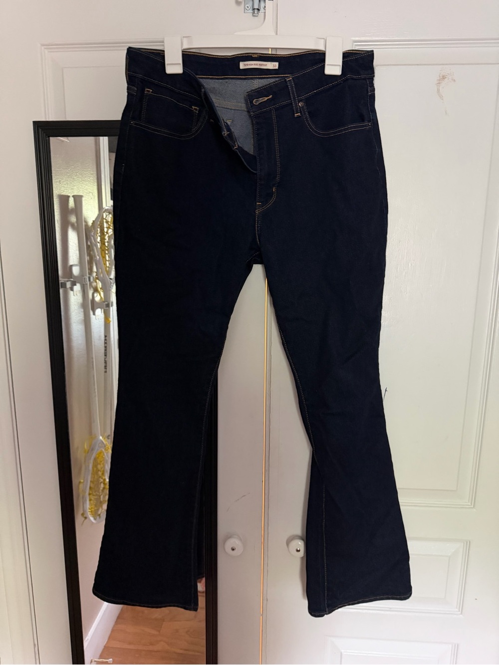 Bootcut jeans